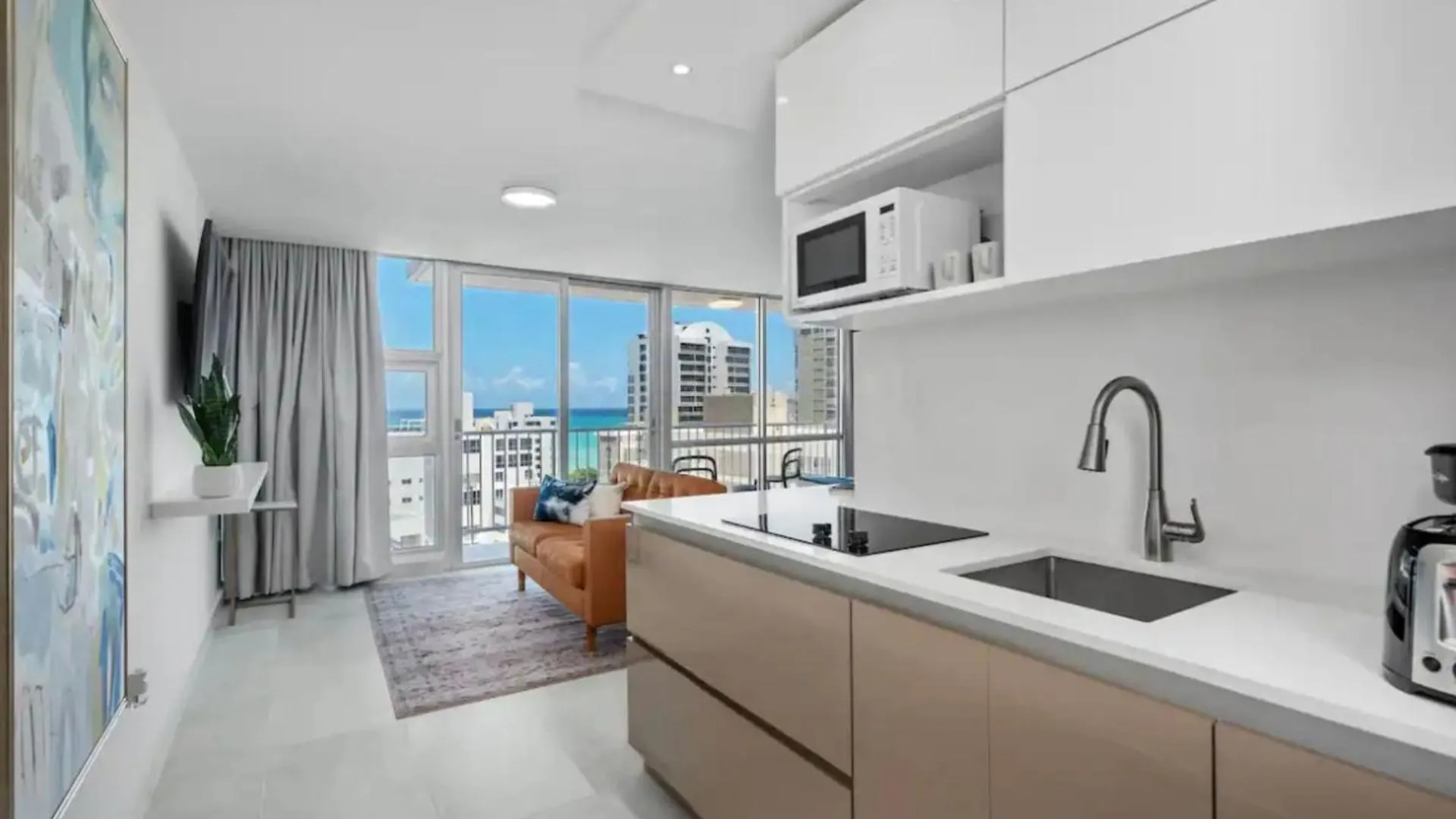 Apartamentos En Excelente Zona Condado, San Juan, Puerto Rico Apartment
